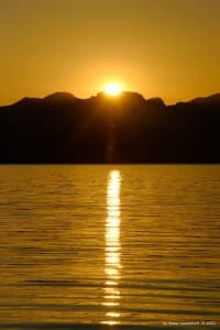 deweyyellowstone_sun Sunrise over Sylvan Pass