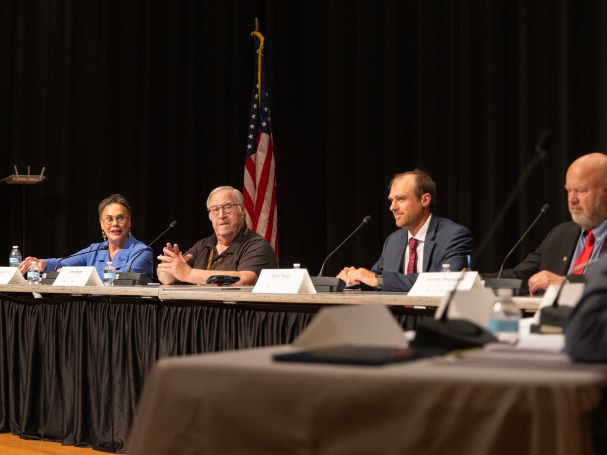 Casper forum separates US Senate candidates on healthcare, executive power