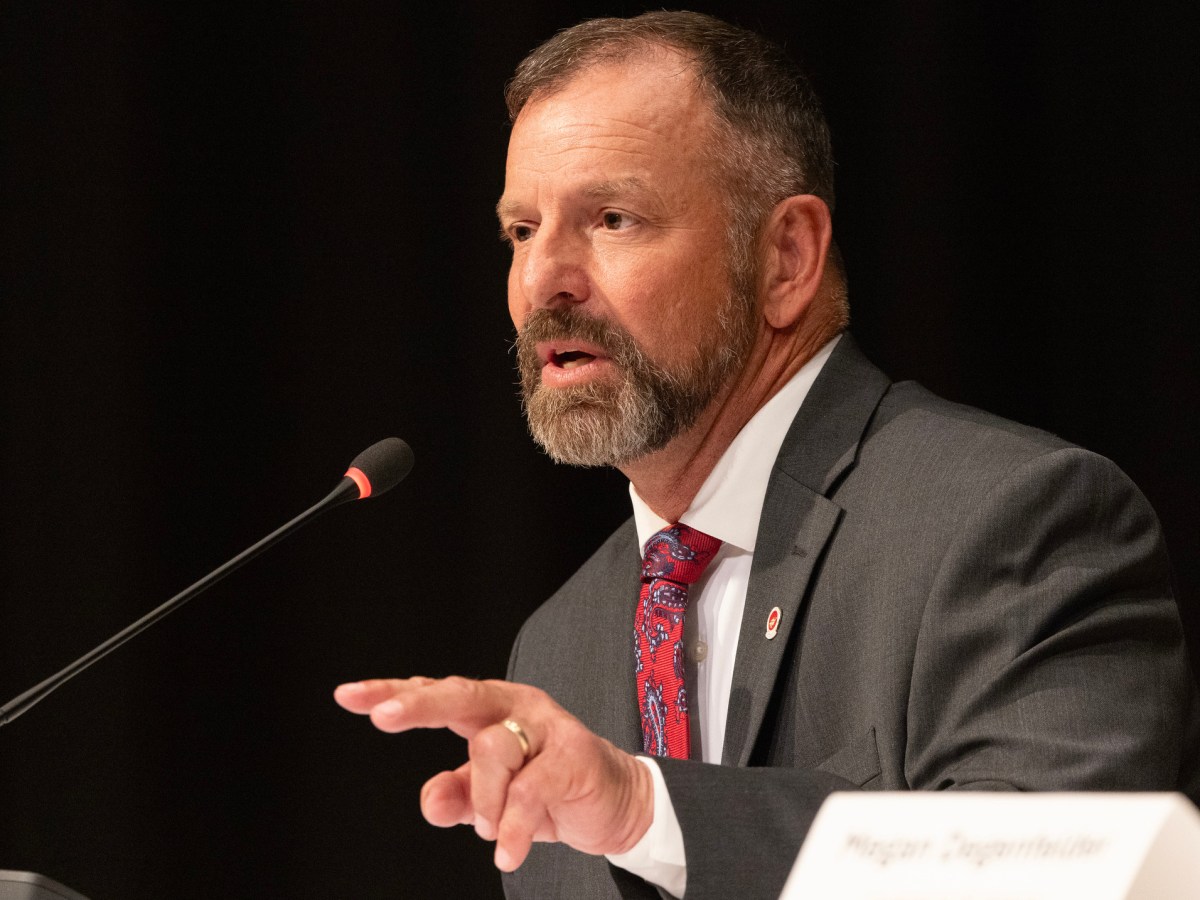 Eric Barlow wins GOP nomination for Wyoming governor