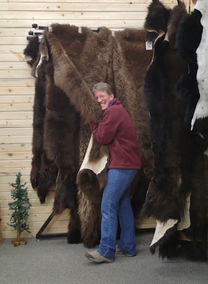Thermopolis biz crafted buffalo hide coats for ‘The Hateful Eight’