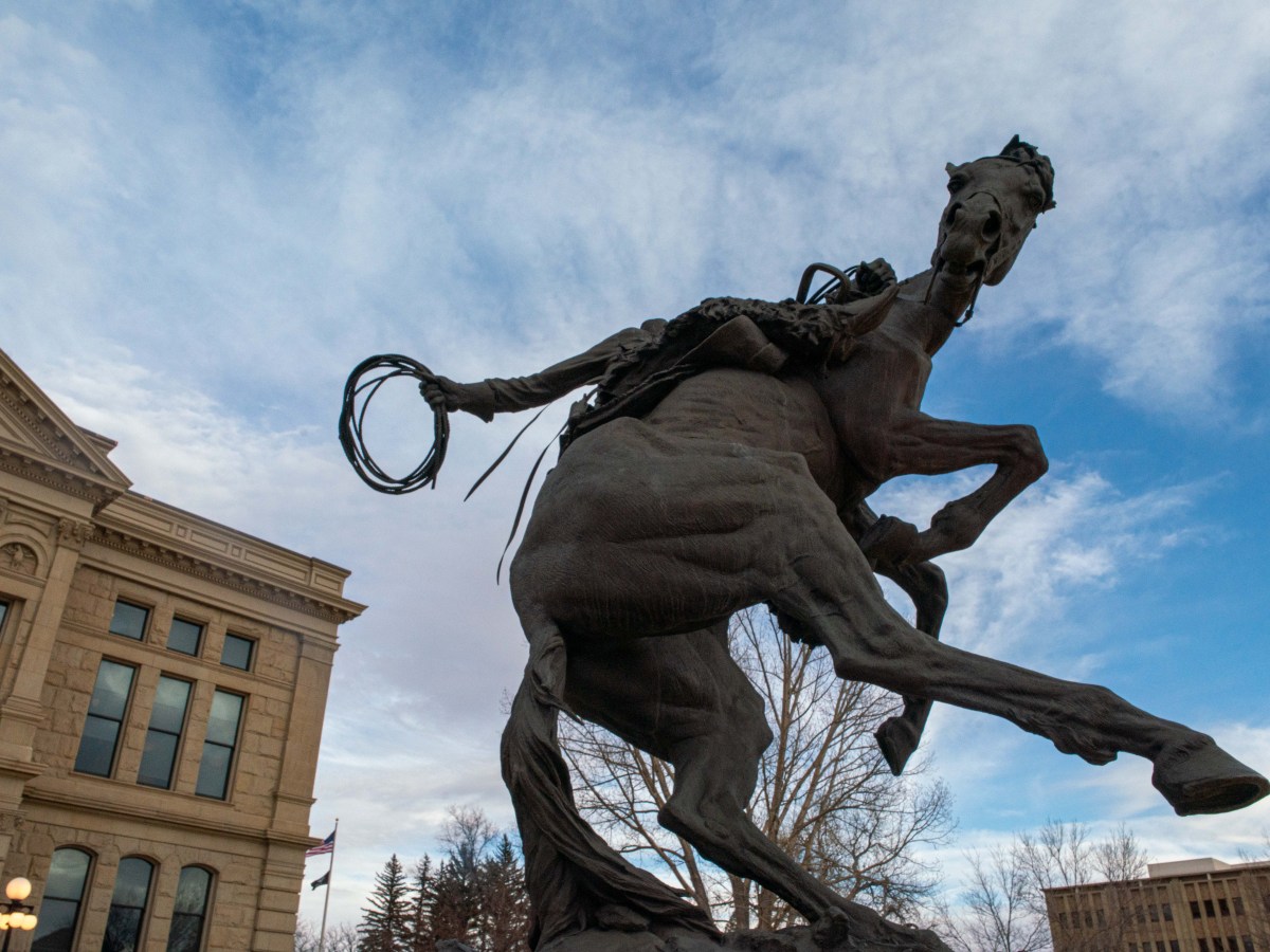 Wyoming Legislature narrowly passes budget after session of strife