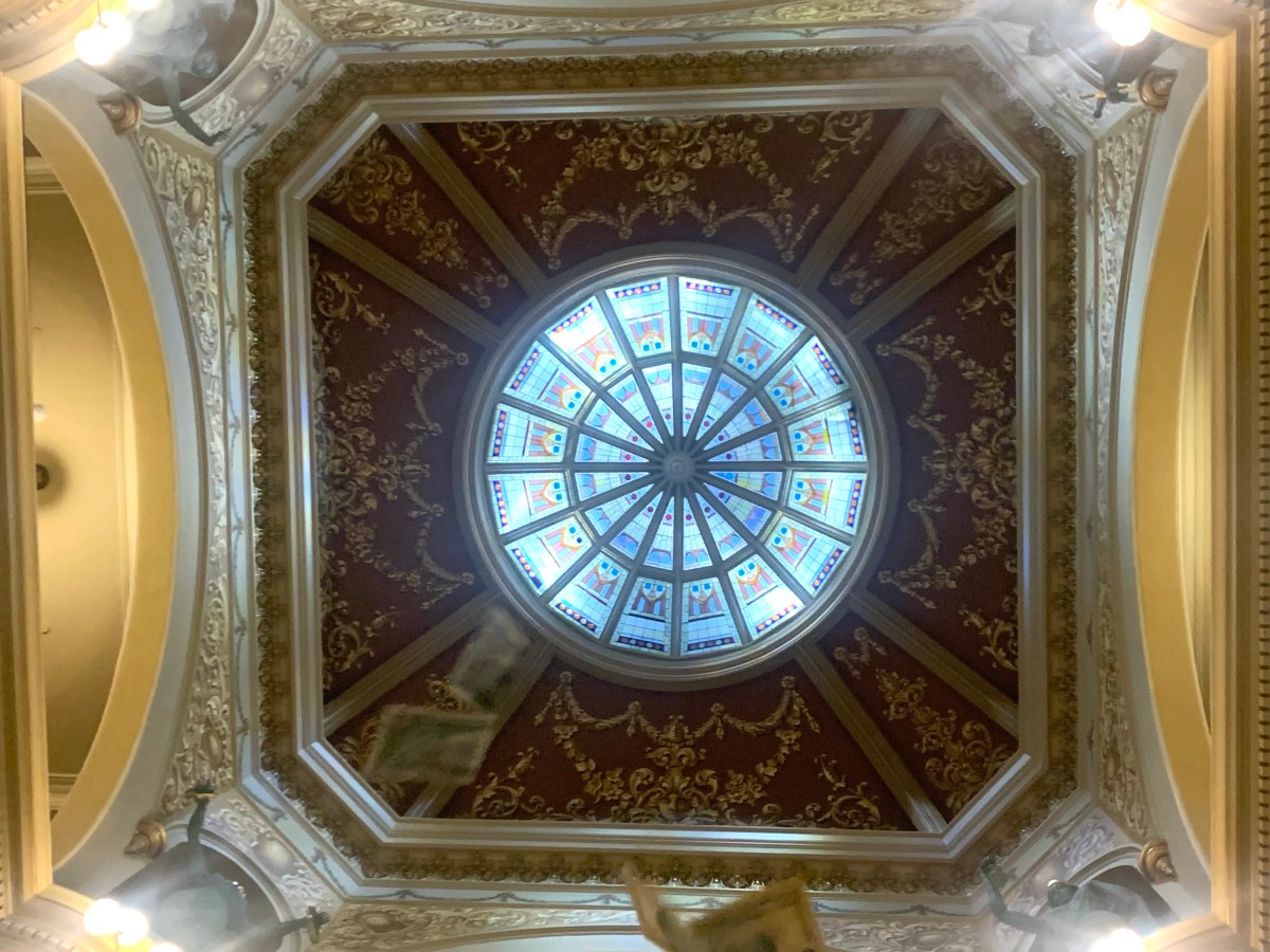 Lawmakers, state execs disclose their finances, contracts with Wyoming