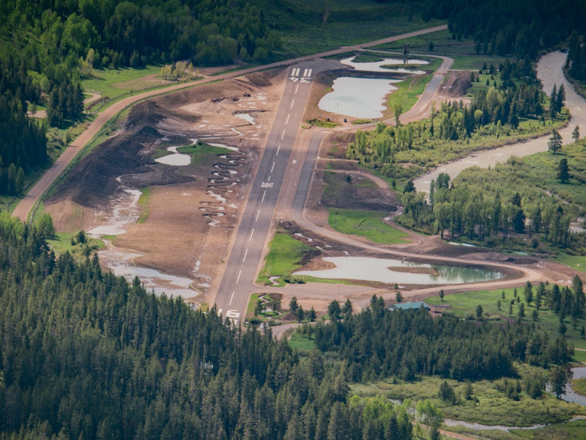 Bondurant billionaire buys ‘elite enclave’ up Greys River, eyes land swap