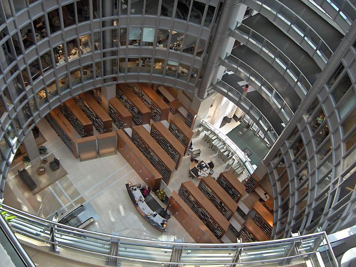 Corner-crossed landowner hires high-powered appeal attorneys