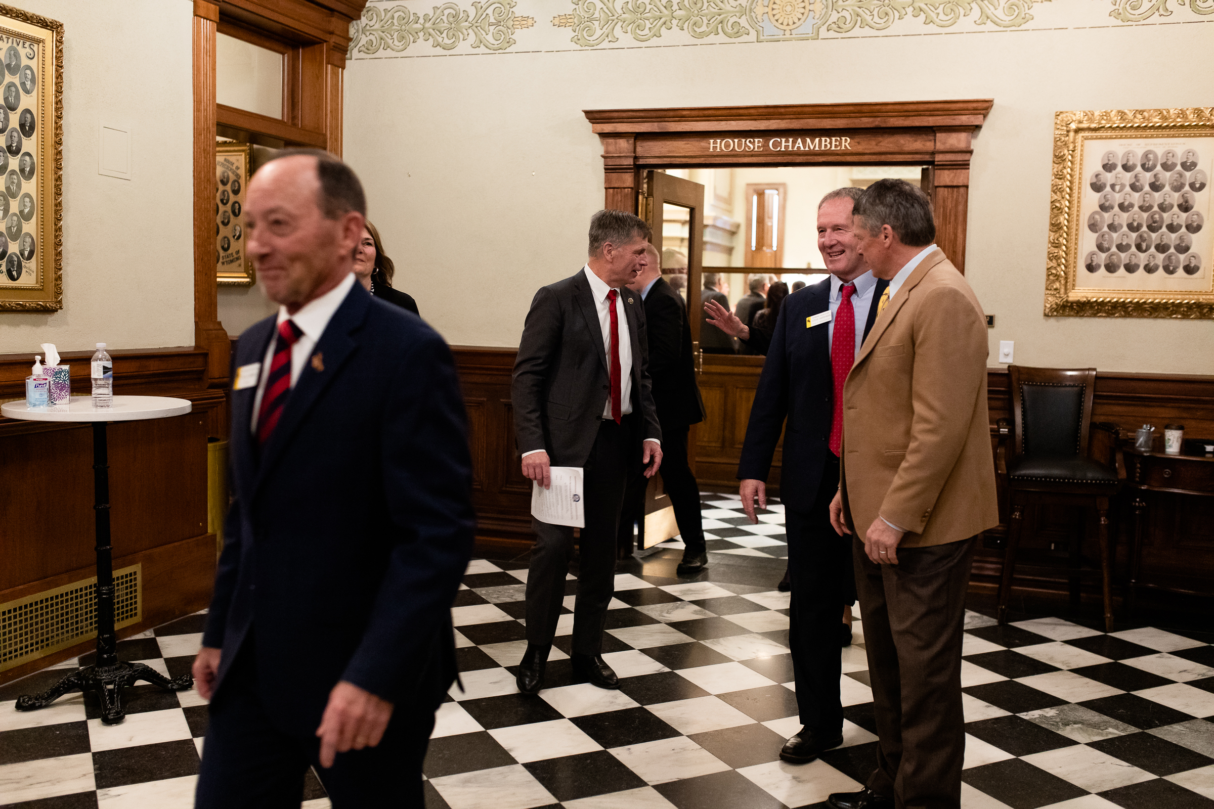 Gov. Gordon sets an example by avoiding hyper-partisanship - Vimarsana News