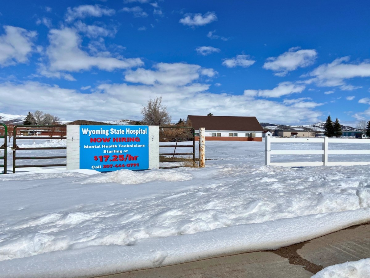 Wyoming jails are forced to warehouse mentally ill. Sheriffs want state’s support.