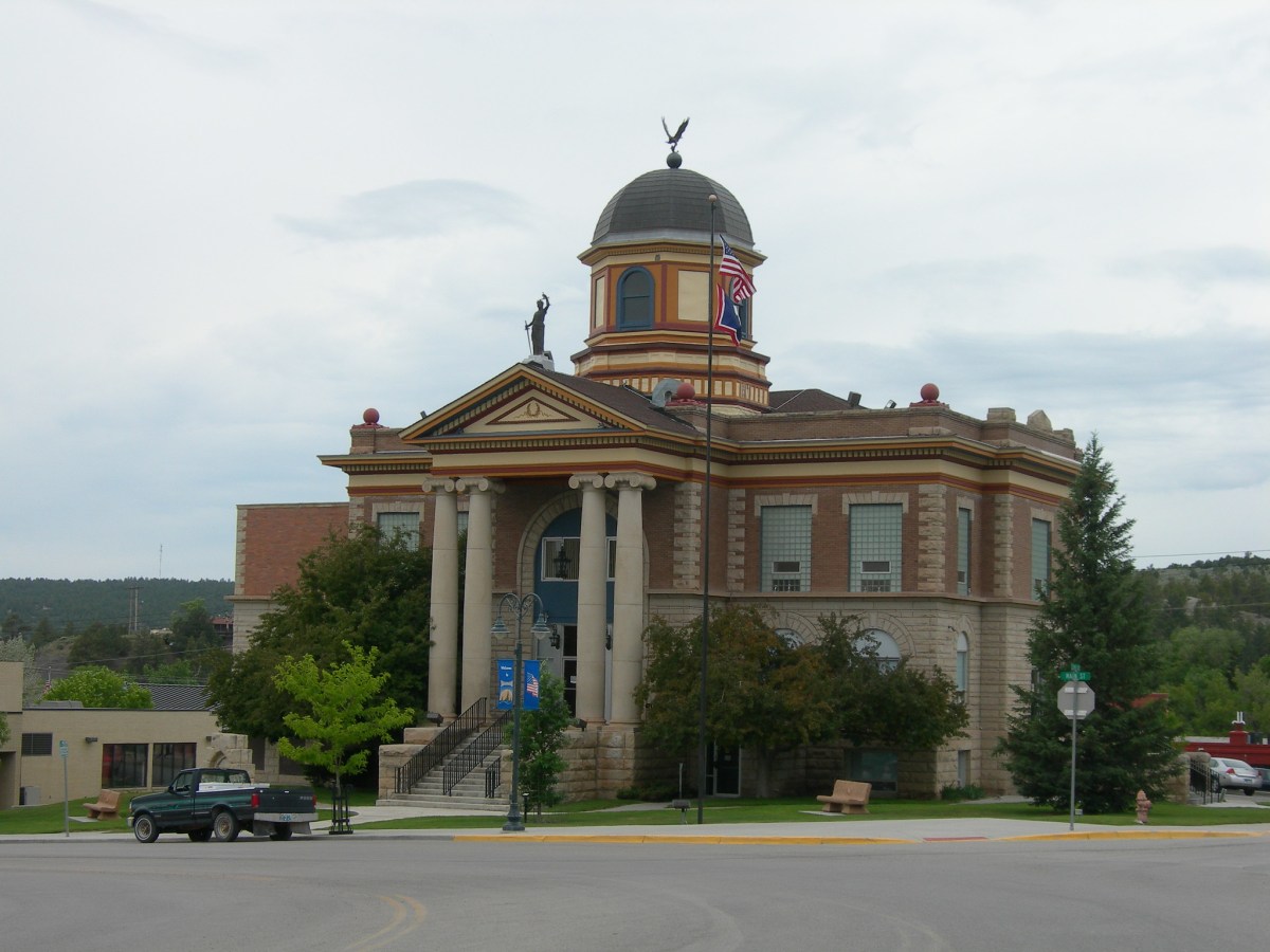 Complaint asks governor to remove Weston County Clerk from office