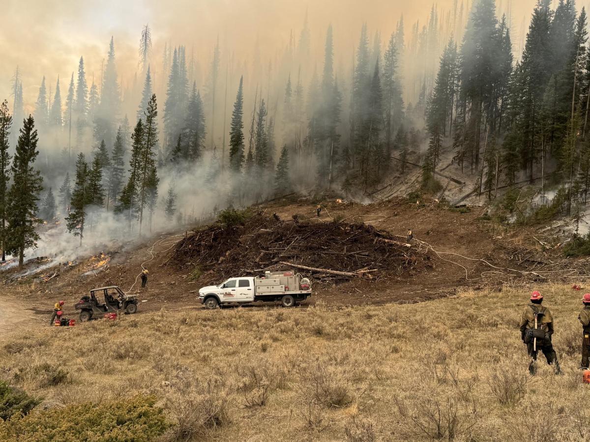 Wyoming wildfires spark further evacuations