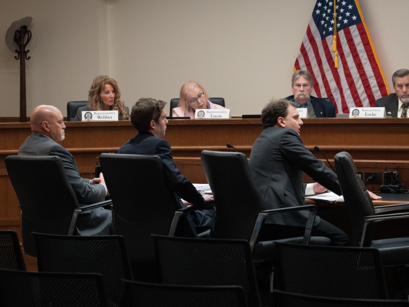 Wyoming lawmakers unmoved by Gray’s calls to reexamine electoral maps