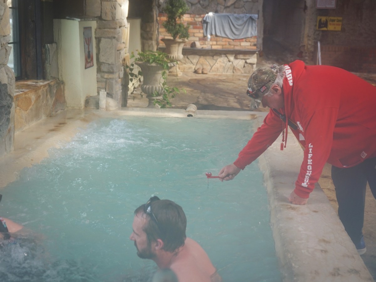 Luehnes’ last splash? Thermopolis’ Star Plunge nears closure deadline