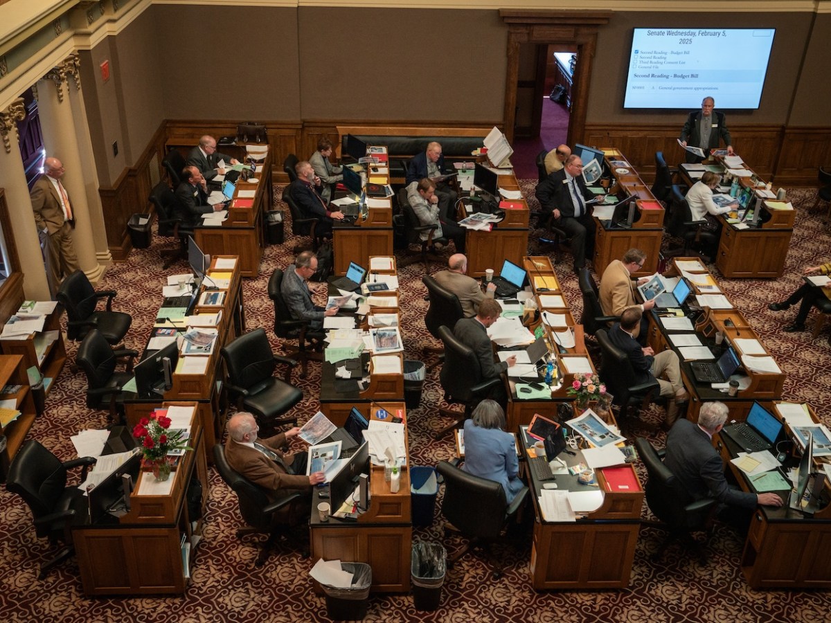 Senate overrides Gordon’s veto of abortion bill requiring transvaginal ultrasounds in Wyoming