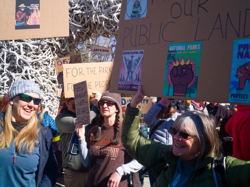 Barrasso, Lummis vote to allow selling federal land to fund Trump budget