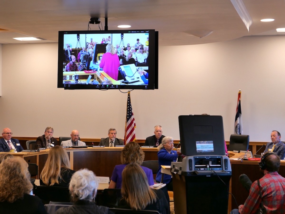 Wyoming lawmakers go full steam ahead on election reform — again