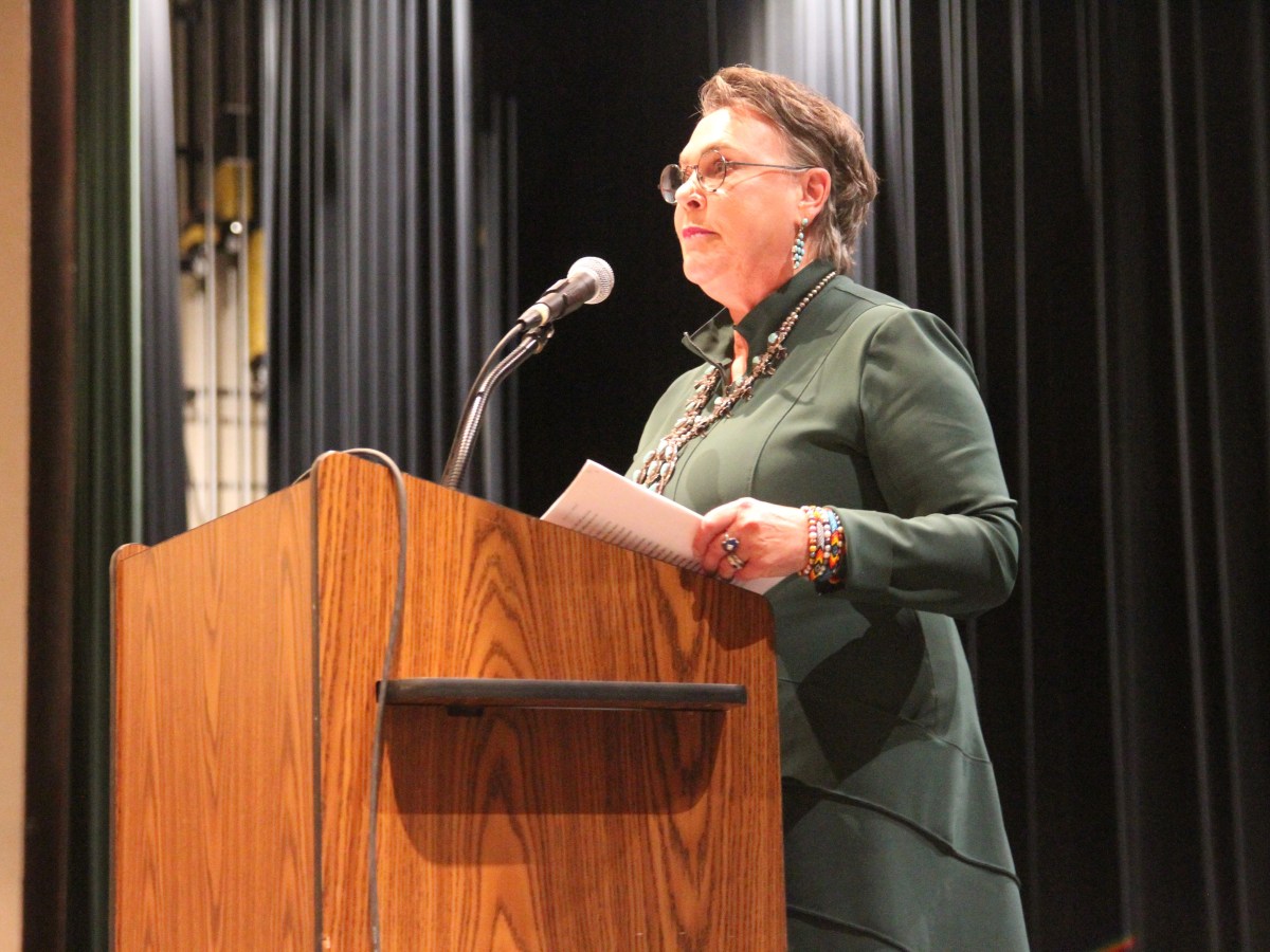 Wyoming crowd boos Hageman retort that protections against greenhouse gases based on ‘false science’