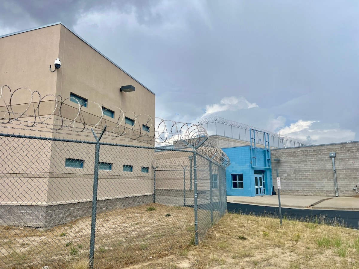 Smooth sailing so far for bill to address long mental health holds in jails