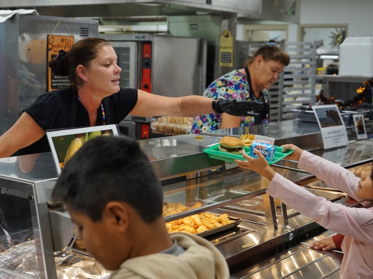 Executive order ensures summer food assistance for Wyoming kids