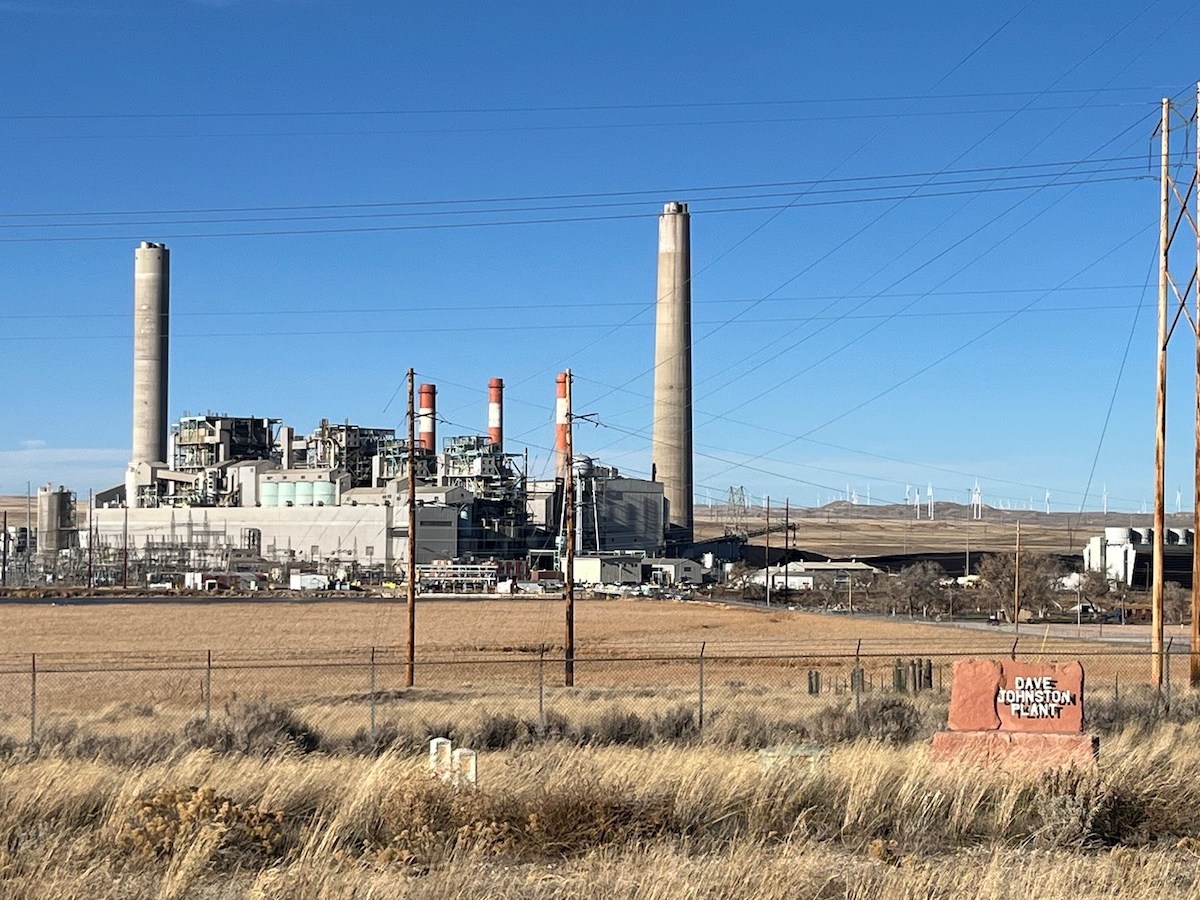 Tripped power lines cut electricity to 95,000 Wyoming customers