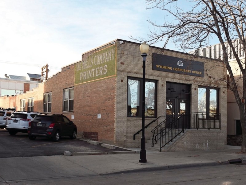 Senate panel advances bill to increase accountability for commercial registered agents