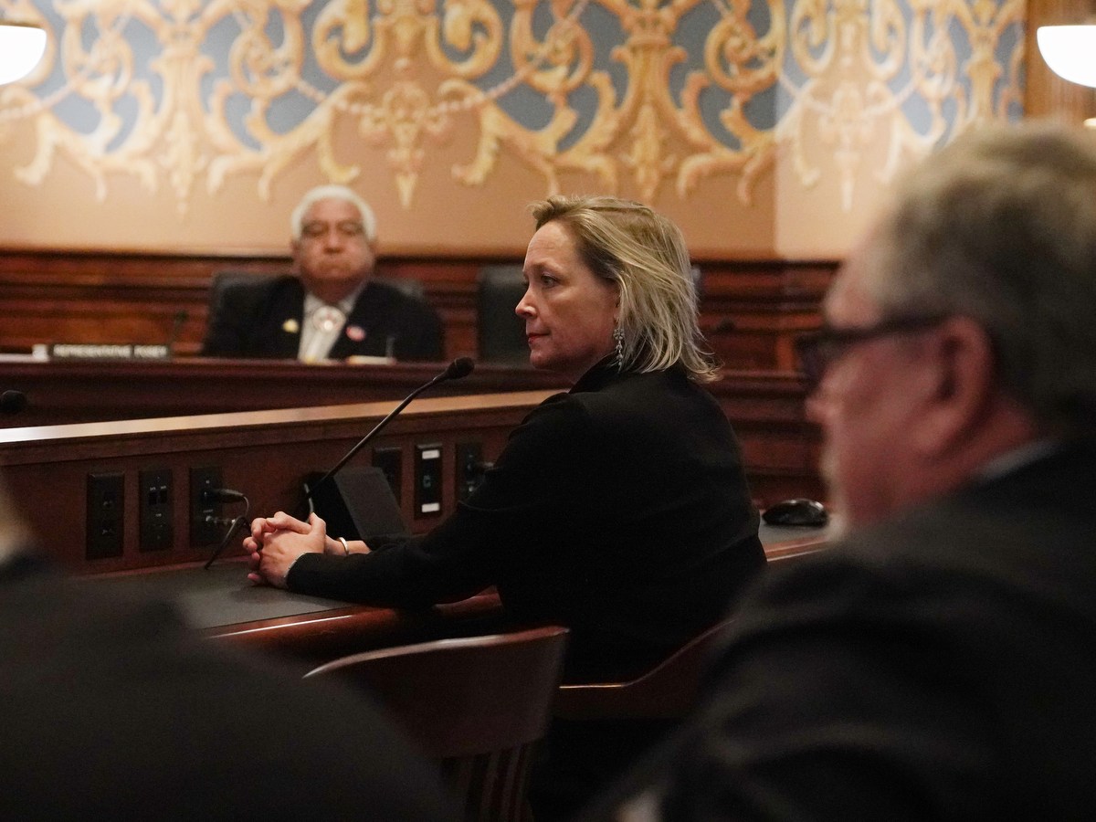 Checkgate hearing live: Bextel takes shots at ‘fake news media,’ Democrats and ‘counterfeit Republicans’