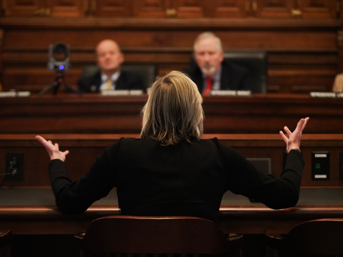 Bextel, lawmakers maintain no wrongdoing as Wyoming House panel questions witnesses