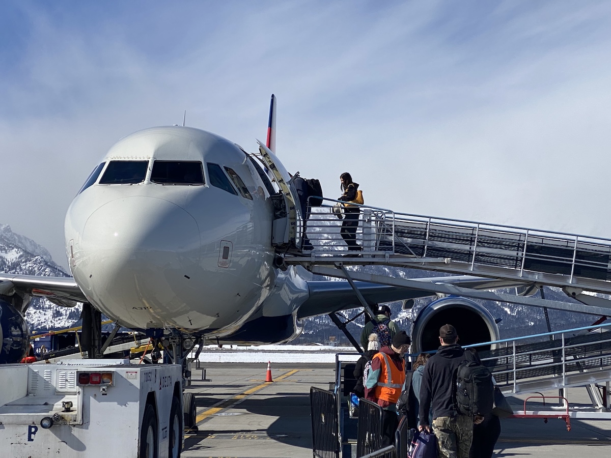 Jackson Hole Airport forged a little-known deal and avoided federal fees on millions in revenue