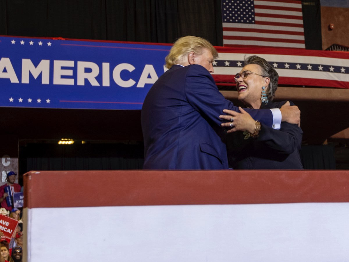 Five Republicans, 2 Democrats vie for US Senate in Wyoming primaries